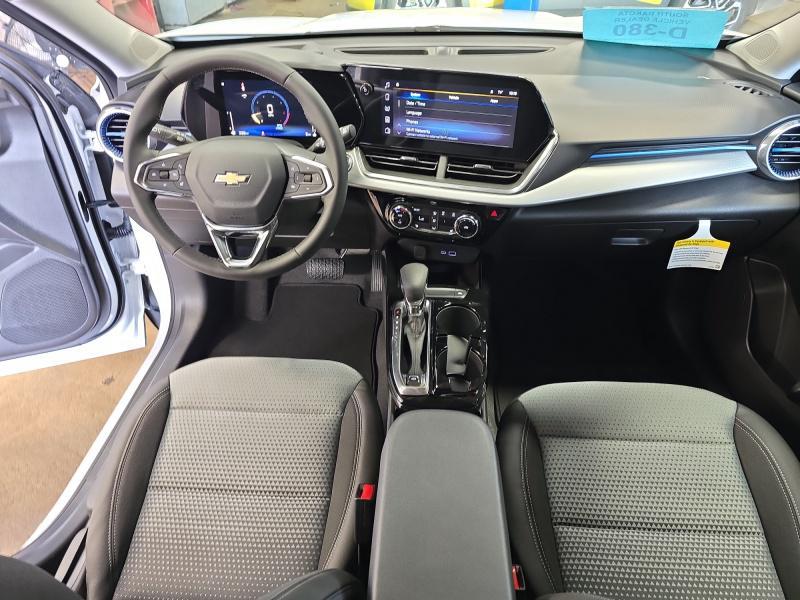 new 2025 Chevrolet Trax car, priced at $26,380