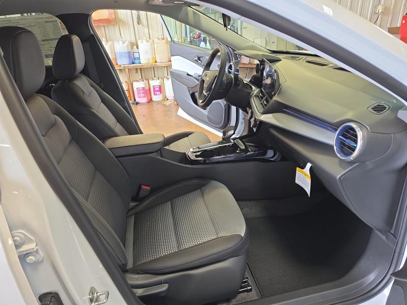 new 2025 Chevrolet Trax car, priced at $26,380