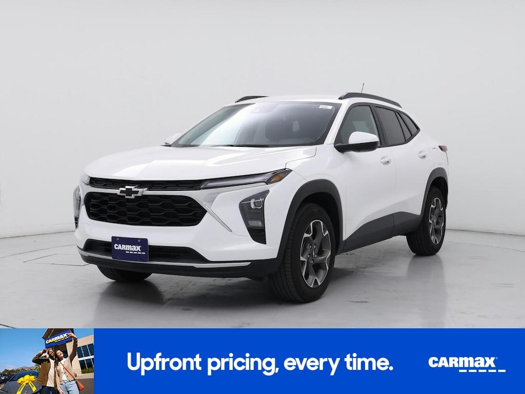 used 2025 Chevrolet Trax car, priced at $22,998