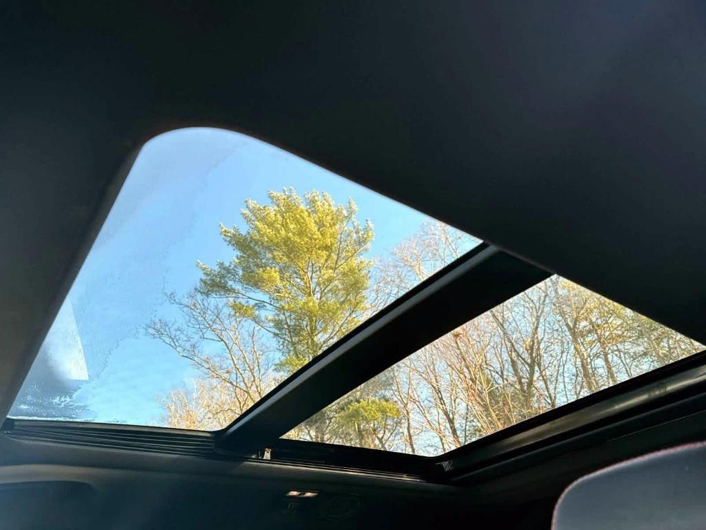 used 2024 Ford Explorer car, priced at $39,995