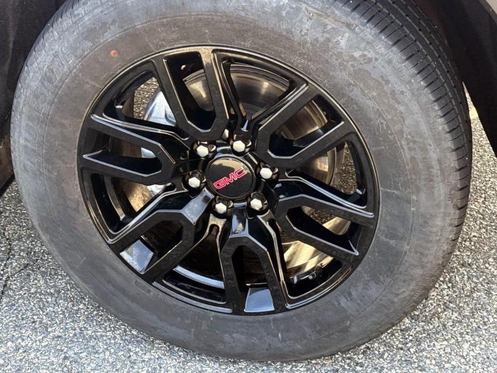 used 2025 GMC Sierra 1500 car, priced at $49,427