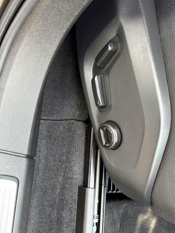 used 2025 Volvo XC60 car, priced at $38,990