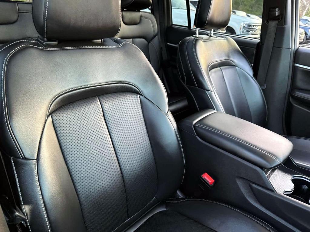 used 2024 Jeep Grand Cherokee car, priced at $36,275