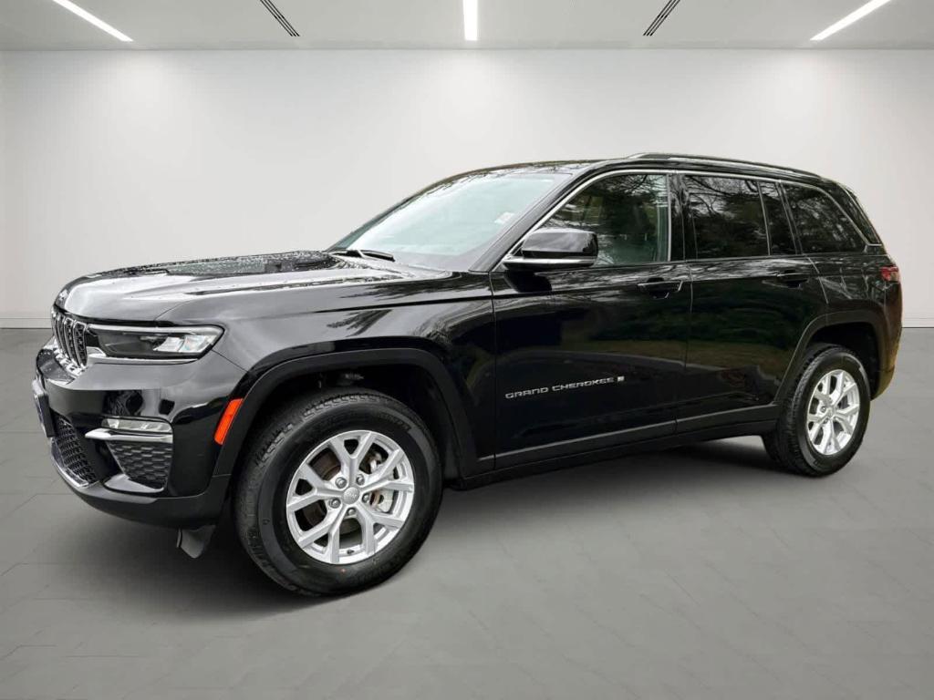 used 2023 Jeep Grand Cherokee car, priced at $31,495