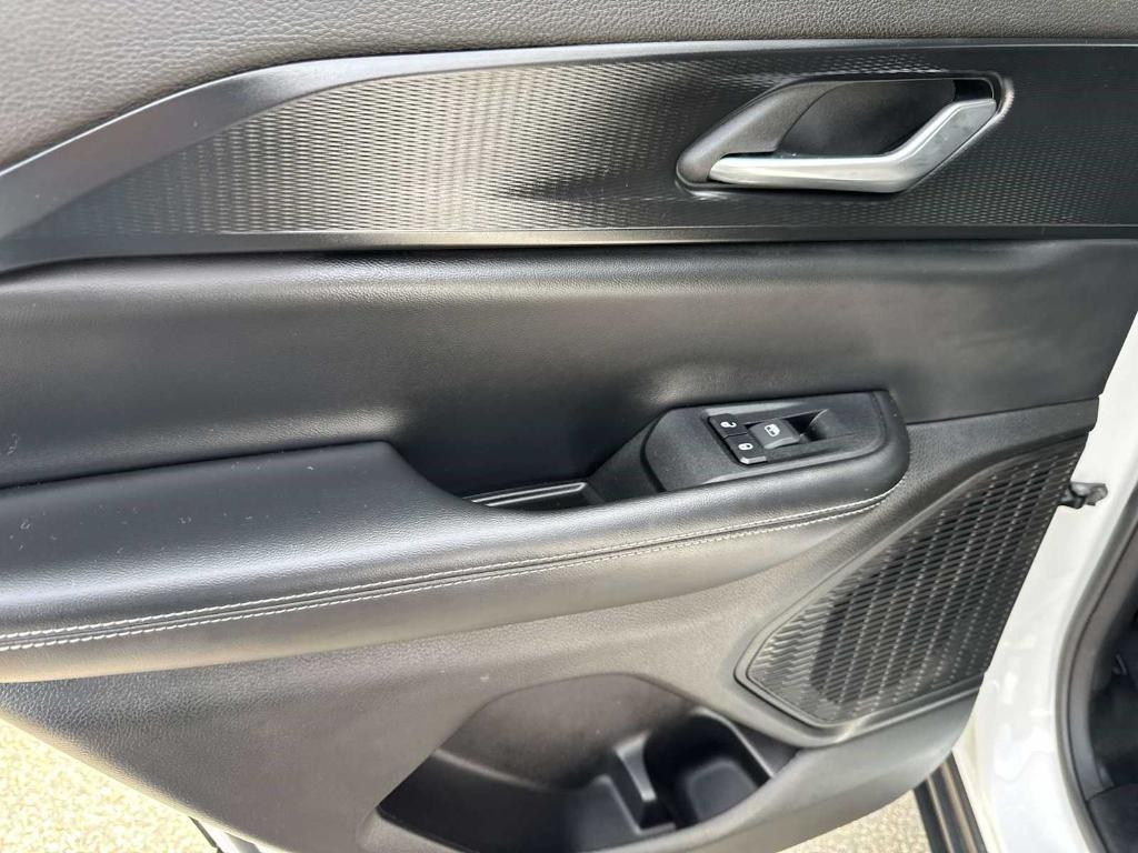 used 2024 Jeep Grand Cherokee car, priced at $34,495