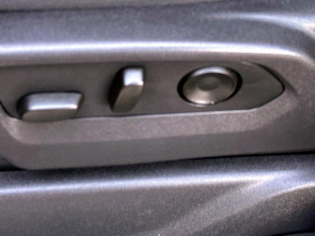 used 2024 GMC Sierra 1500 car, priced at $36,599