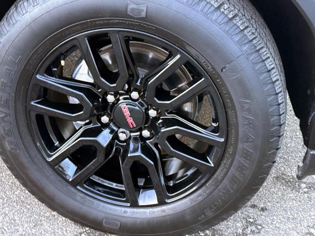 used 2024 GMC Sierra 1500 car, priced at $36,599
