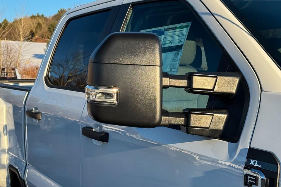 new 2026 Ford F-450 car, priced at $77,125