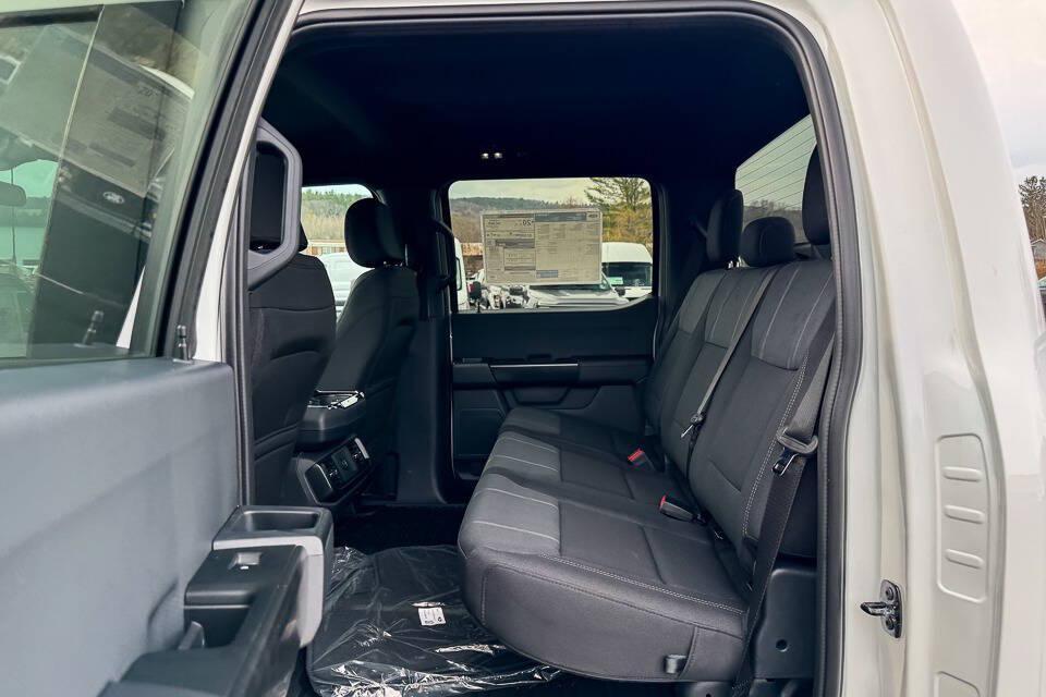 new 2026 Ford F-150 car, priced at $52,195