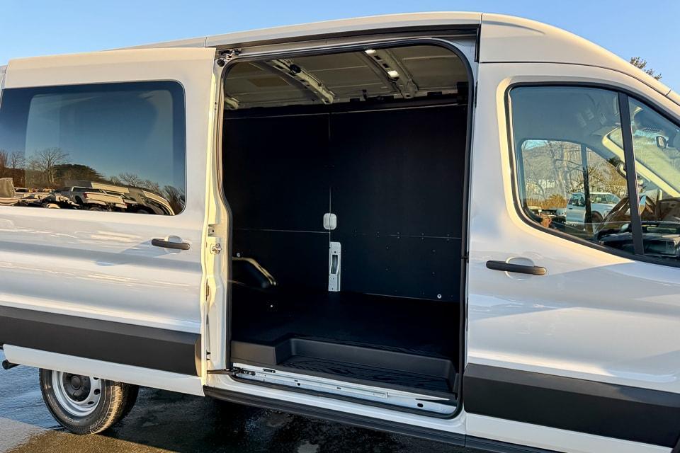 new 2026 Ford Transit-250 car