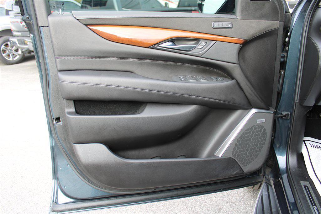 used 2019 Cadillac Escalade car, priced at $29,995