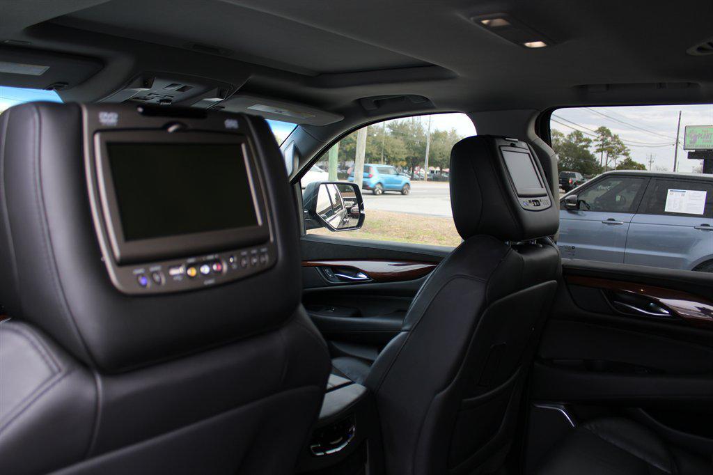 used 2019 Cadillac Escalade car, priced at $29,995