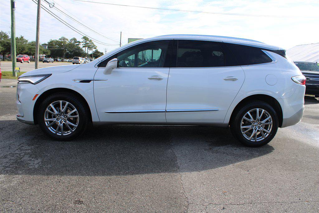 used 2024 Buick Enclave car, priced at $27,999
