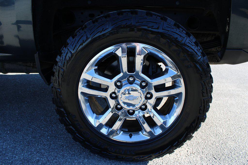 used 2018 Chevrolet Silverado 2500 car, priced at $37,996