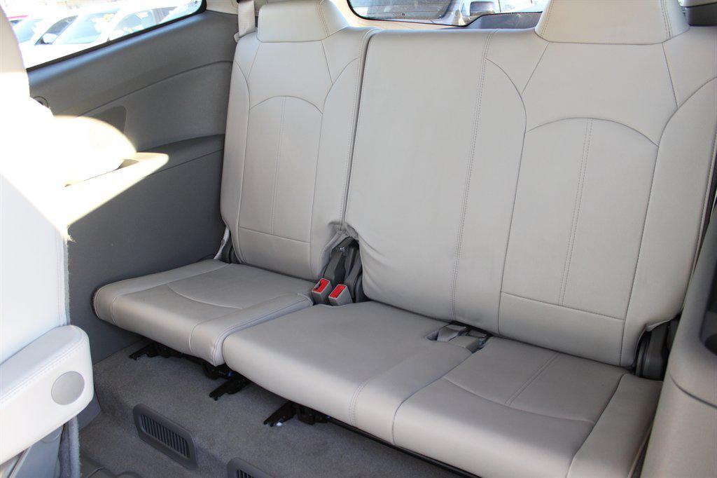 used 2016 Chevrolet Traverse car, priced at $11,990