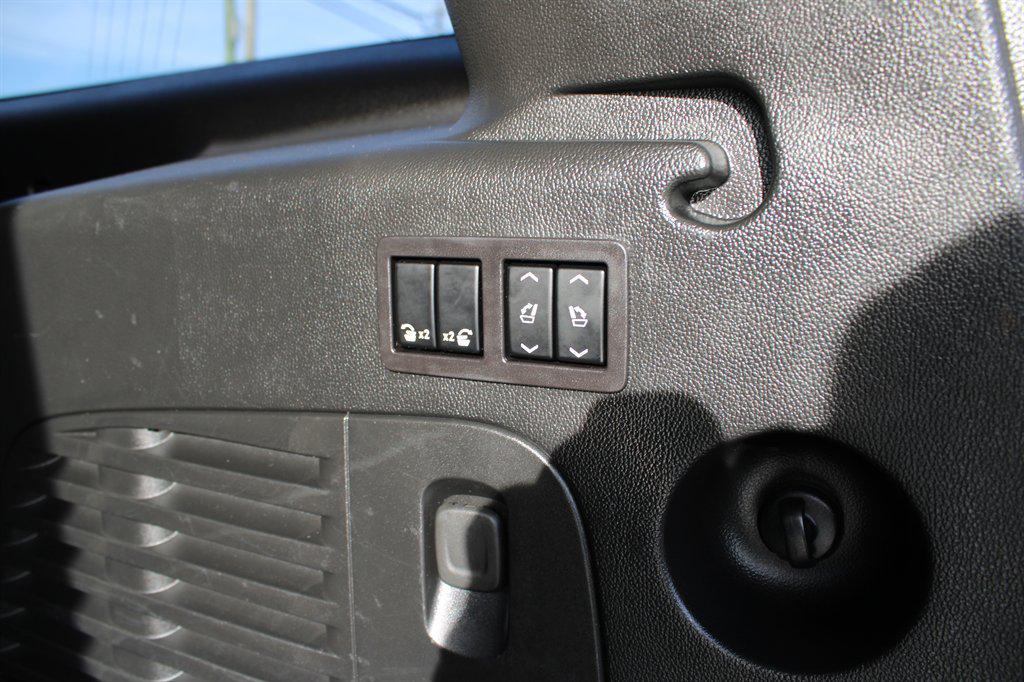 used 2019 GMC Yukon XL car, priced at $25,995