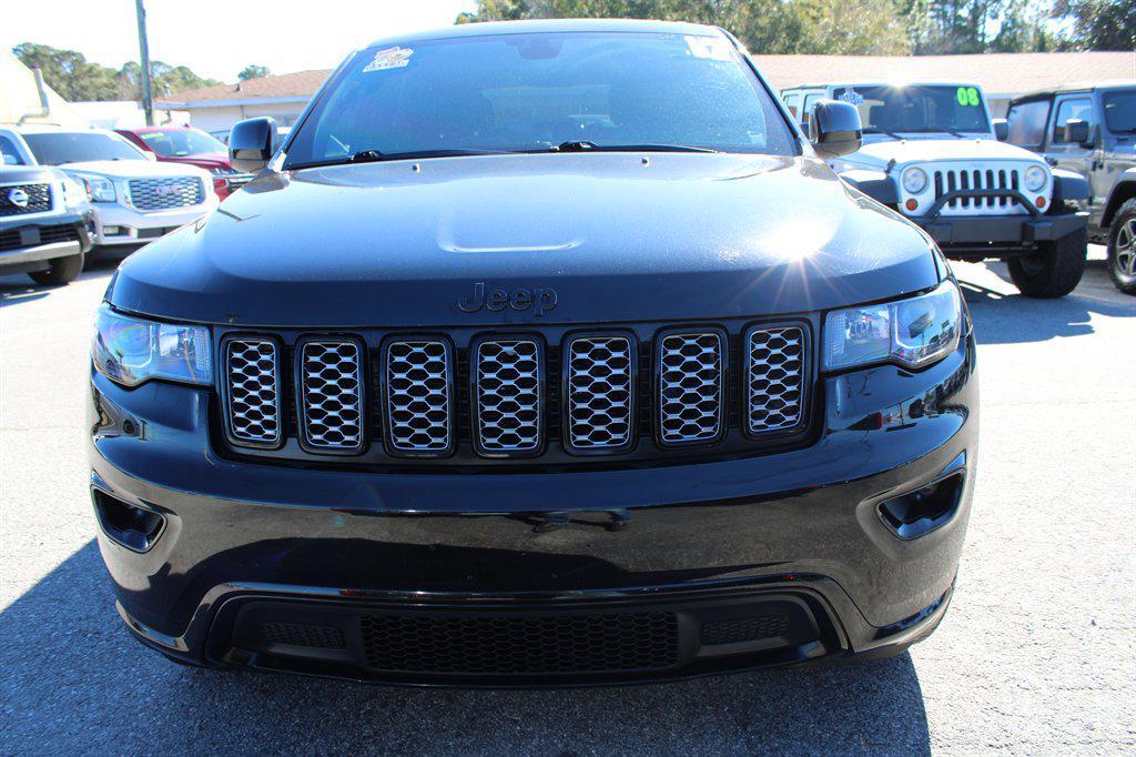 used 2017 Jeep Grand Cherokee car, priced at $14,995