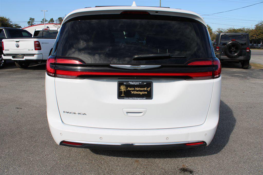 used 2022 Chrysler Pacifica car, priced at $19,298