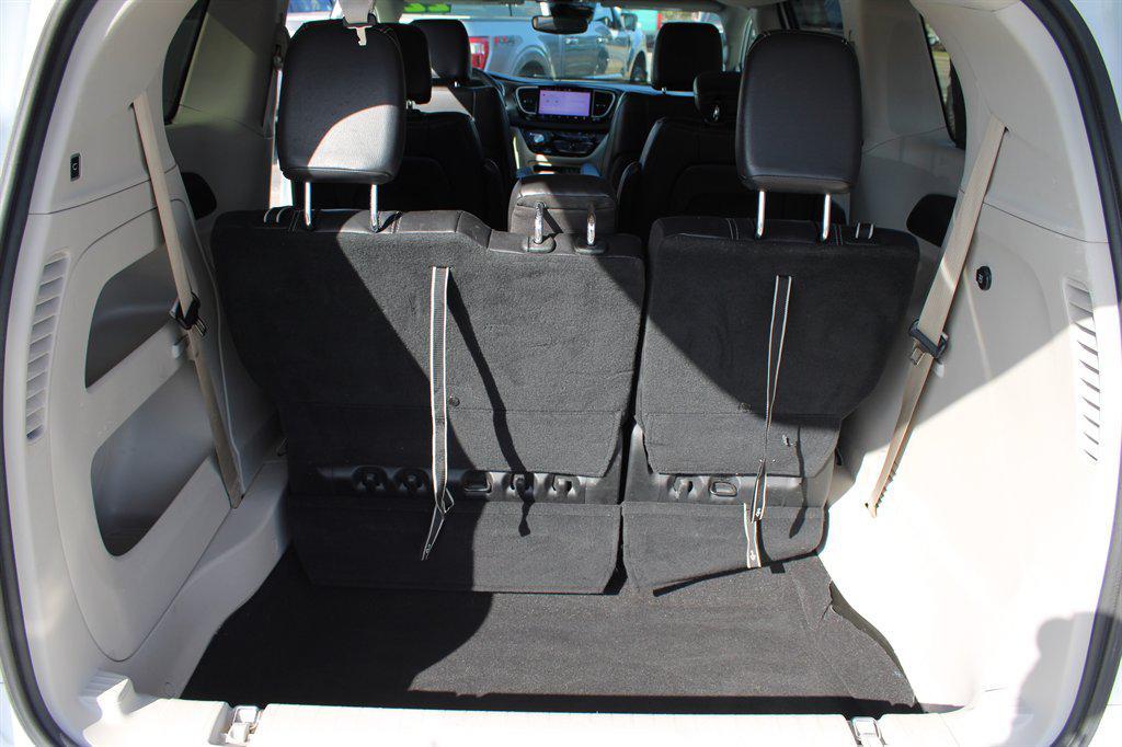 used 2022 Chrysler Pacifica car, priced at $19,298