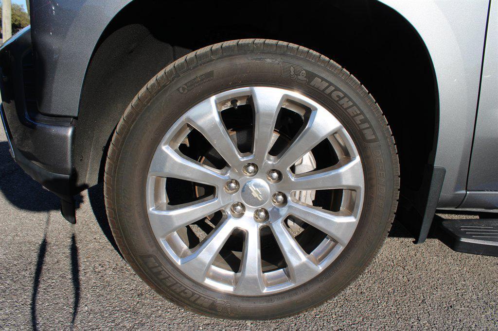 used 2021 Chevrolet Silverado 1500 car, priced at $42,995