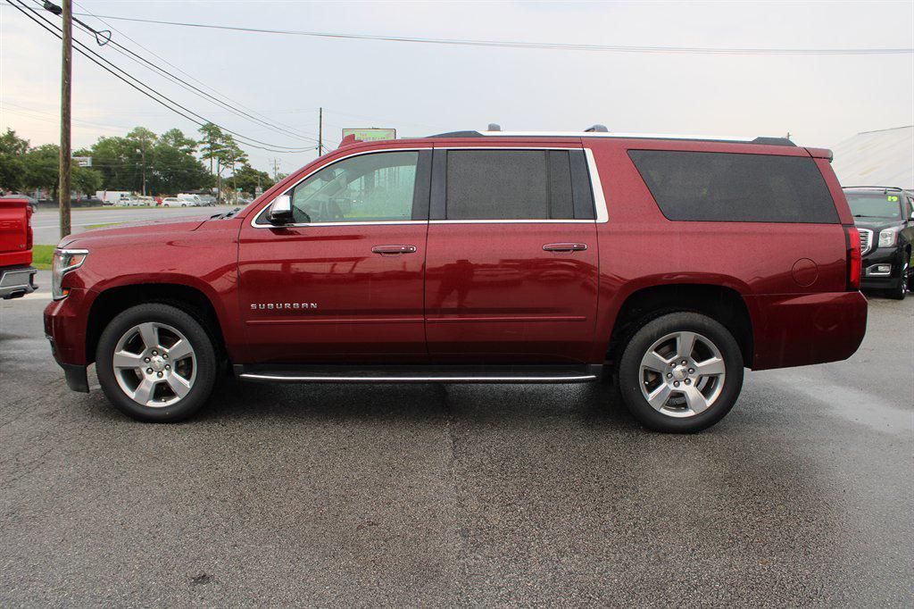 used 2020 Chevrolet Suburban car, priced at $32,763