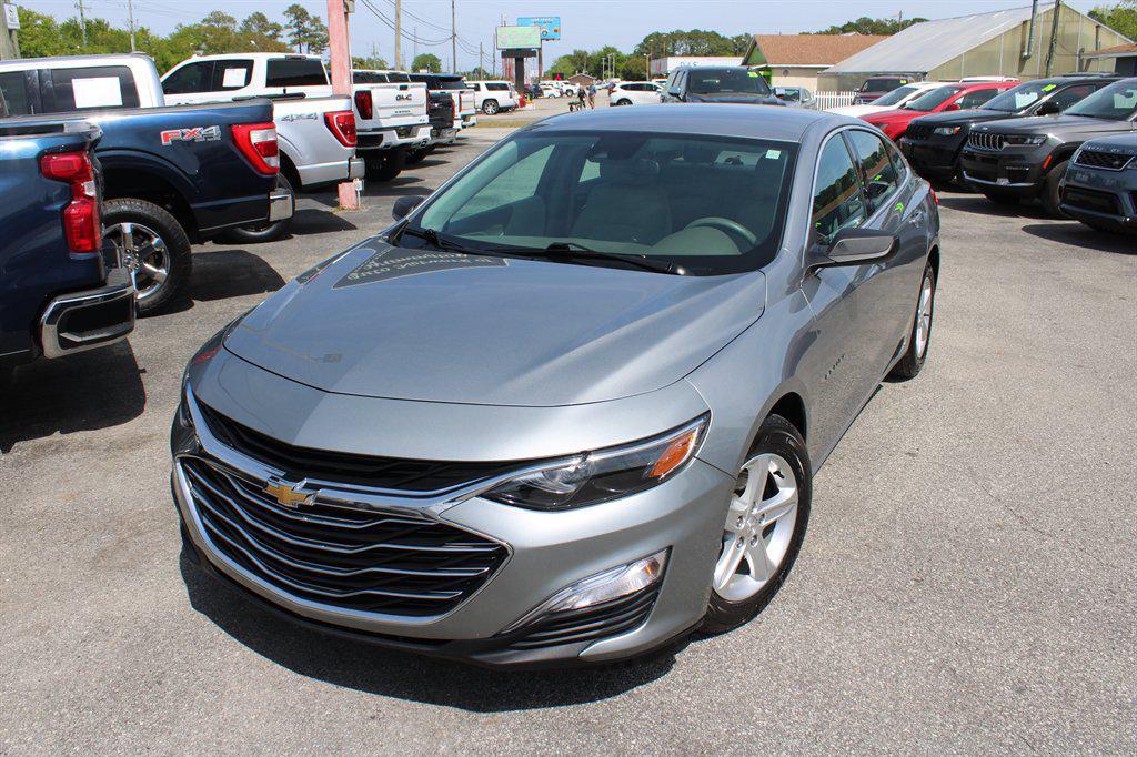 used 2023 Chevrolet Malibu car, priced at $16,995
