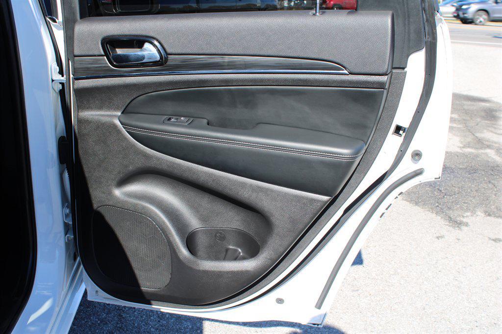 used 2021 Jeep Grand Cherokee car, priced at $21,995