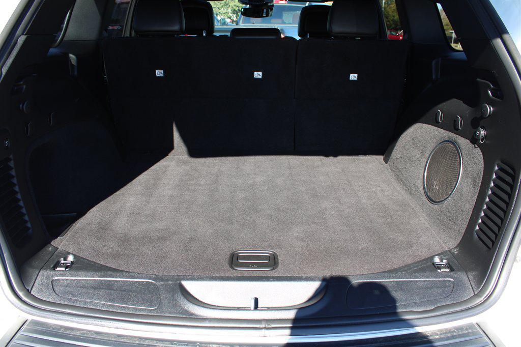 used 2021 Jeep Grand Cherokee car, priced at $21,995