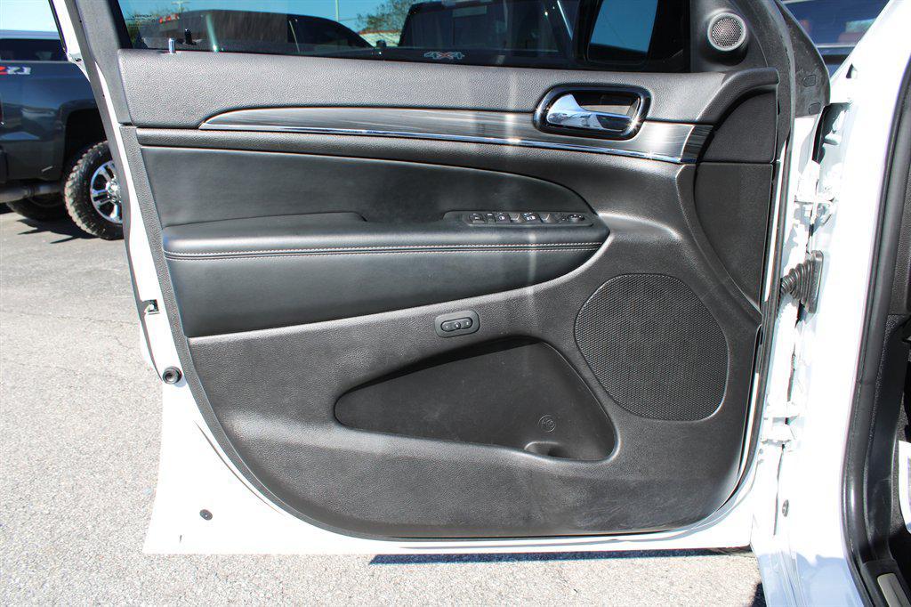 used 2021 Jeep Grand Cherokee car, priced at $21,995