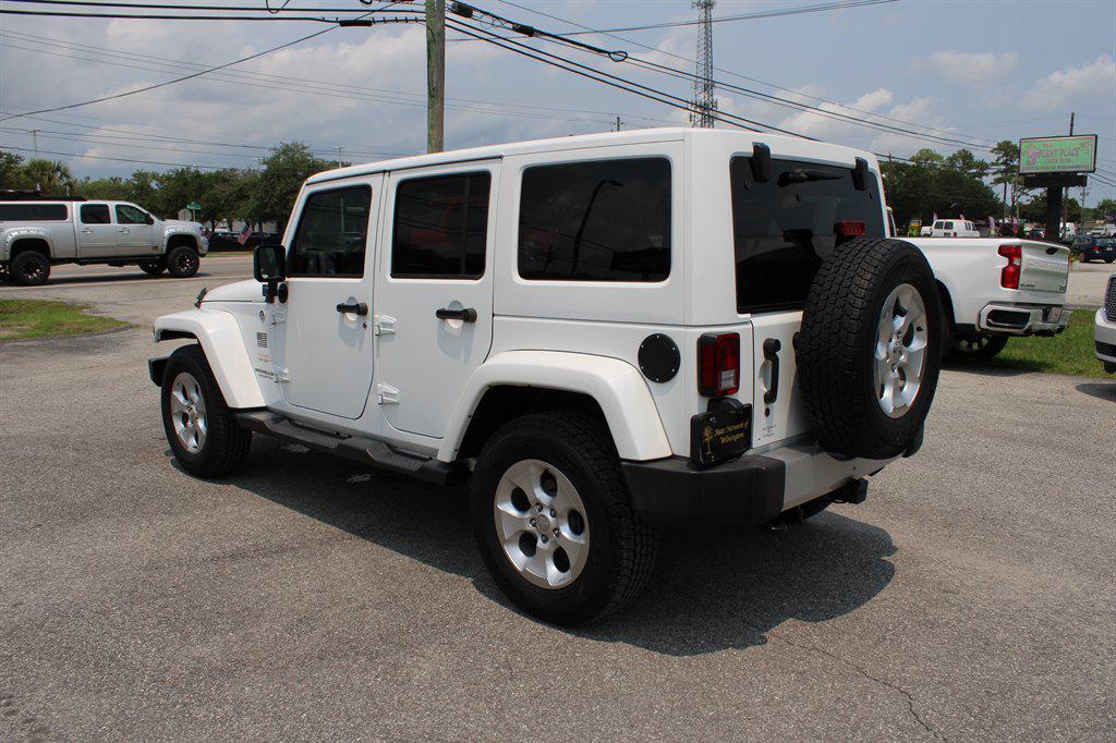 used 2015 Jeep Wrangler Unlimited car, priced at $22,995