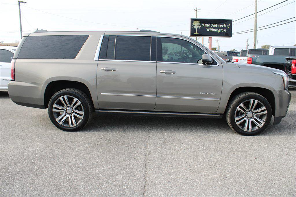 used 2019 GMC Yukon XL car