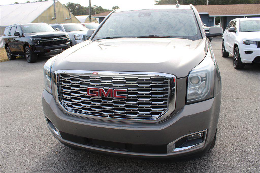 used 2019 GMC Yukon XL car