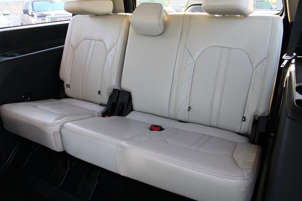used 2020 Ford Expedition Max car, priced at $22,898