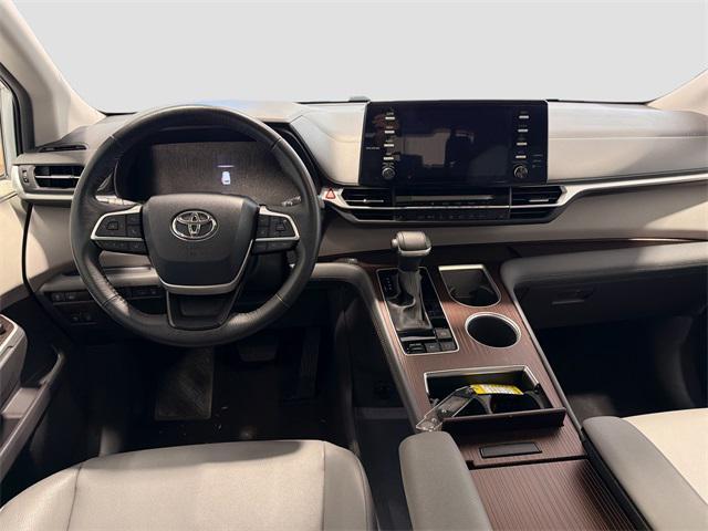 used 2024 Toyota Sienna car, priced at $44,980
