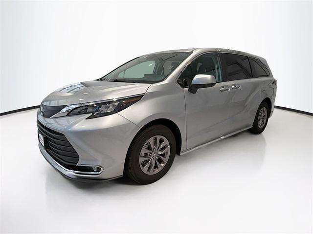 used 2024 Toyota Sienna car, priced at $44,980