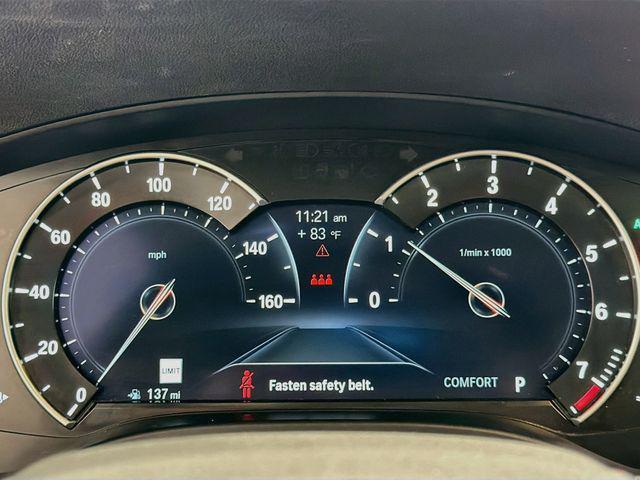 BMW X3 view 10