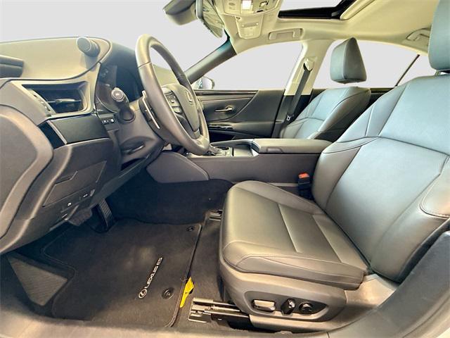 used 2025 Lexus ES 350 car, priced at $40,980