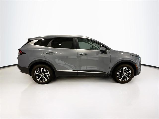 2025 Everlasting Silver Kia Sportage