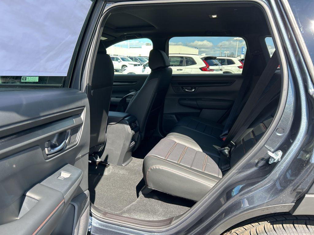 new 2026 Honda CR-V Hybrid car, priced at $39,584