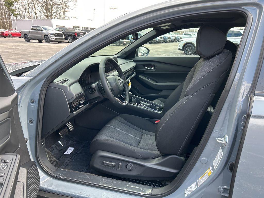 new 2026 Honda Accord Hybrid car, priced at $33,833