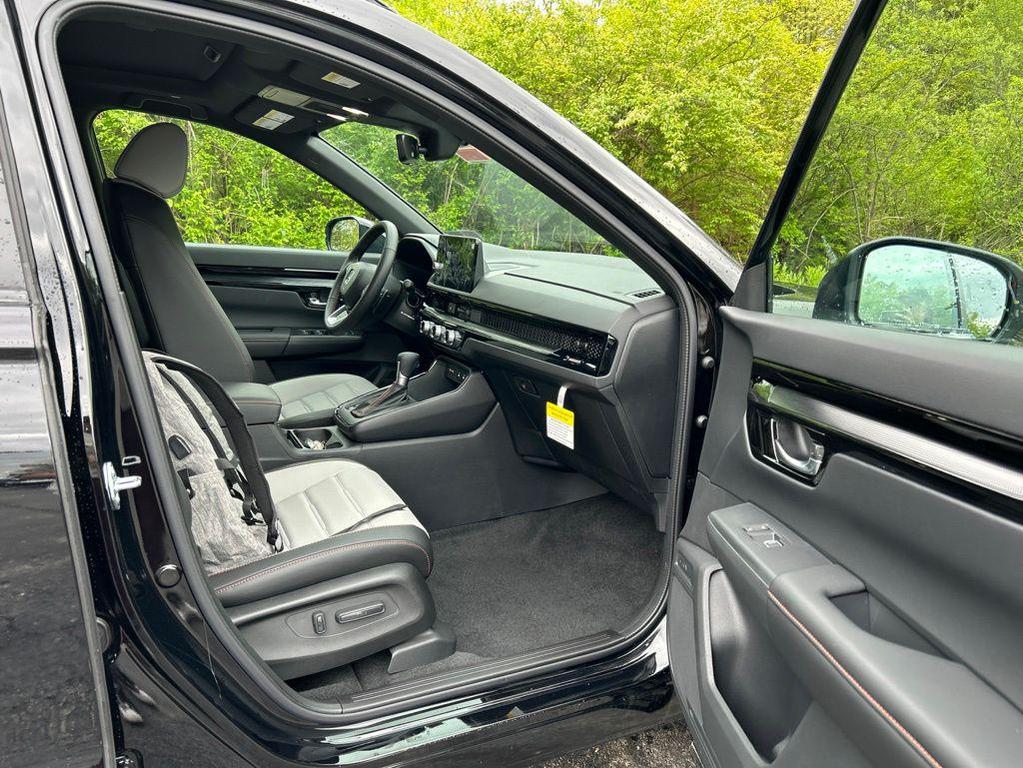 new 2026 Honda CR-V Hybrid car