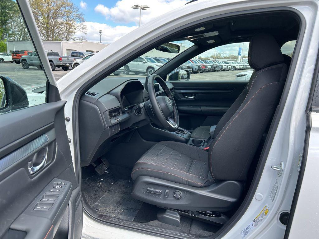 new 2026 Honda CR-V Hybrid car, priced at $40,705