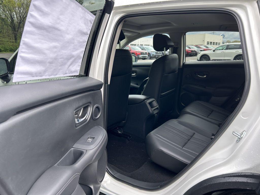 new 2026 Honda HR-V car, priced at $32,237