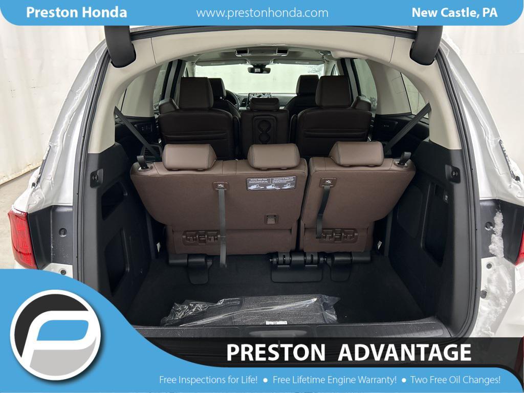 new 2026 Honda Odyssey car, priced at $49,445