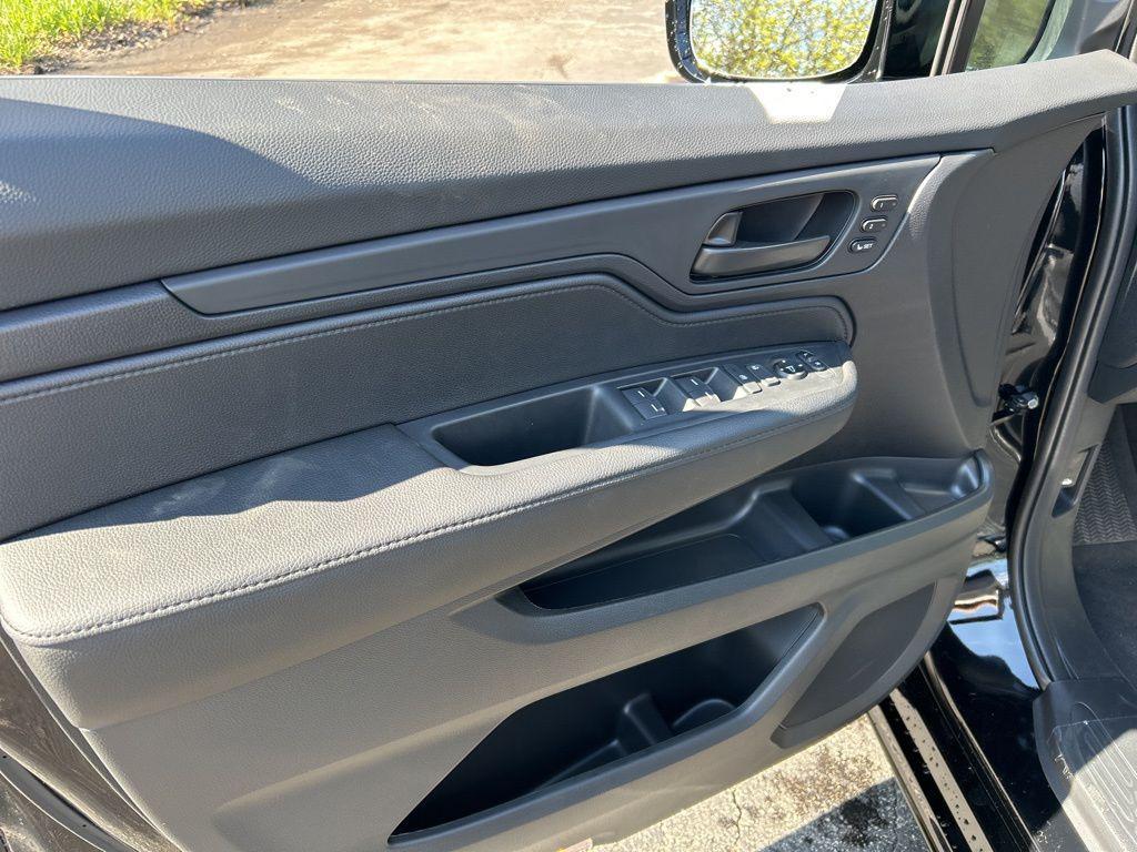 new 2026 Honda Odyssey car, priced at $42,669