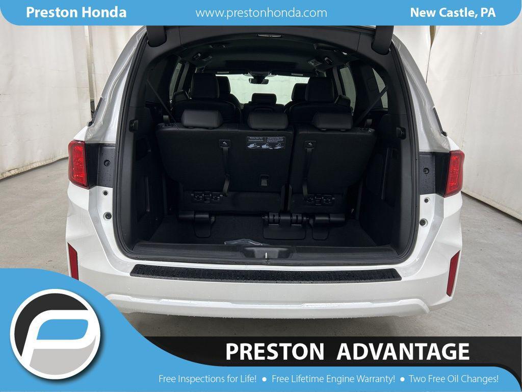 new 2026 Honda Odyssey car, priced at $43,096