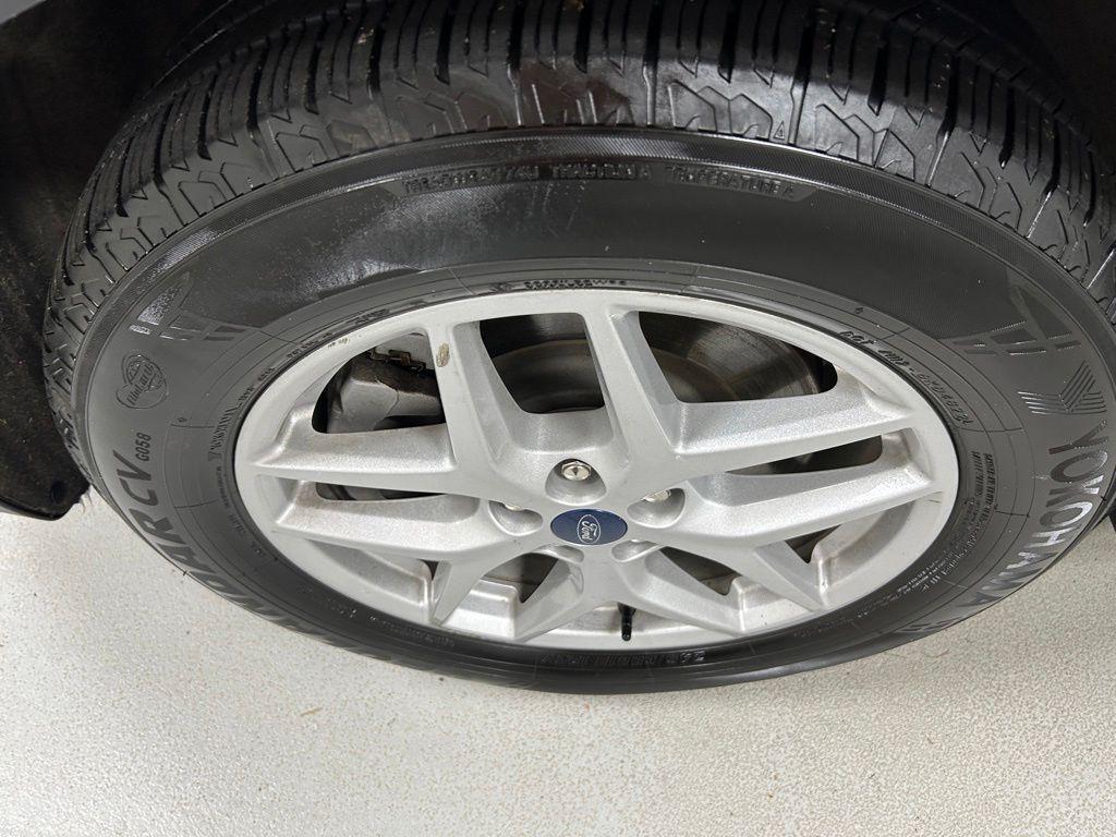 used 2021 Ford Edge car, priced at $21,991