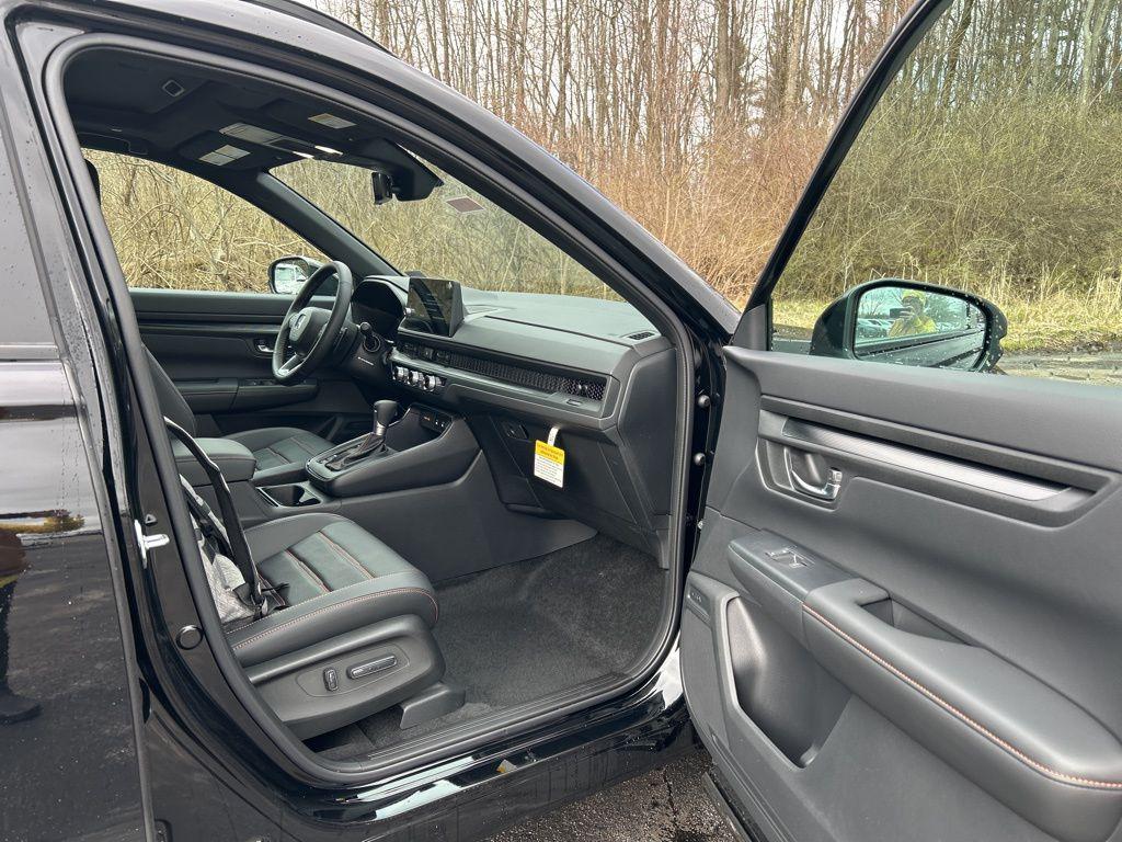 new 2026 Honda CR-V Hybrid car, priced at $39,584