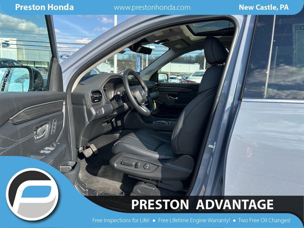 new 2026 Honda Pilot car, priced at $54,245