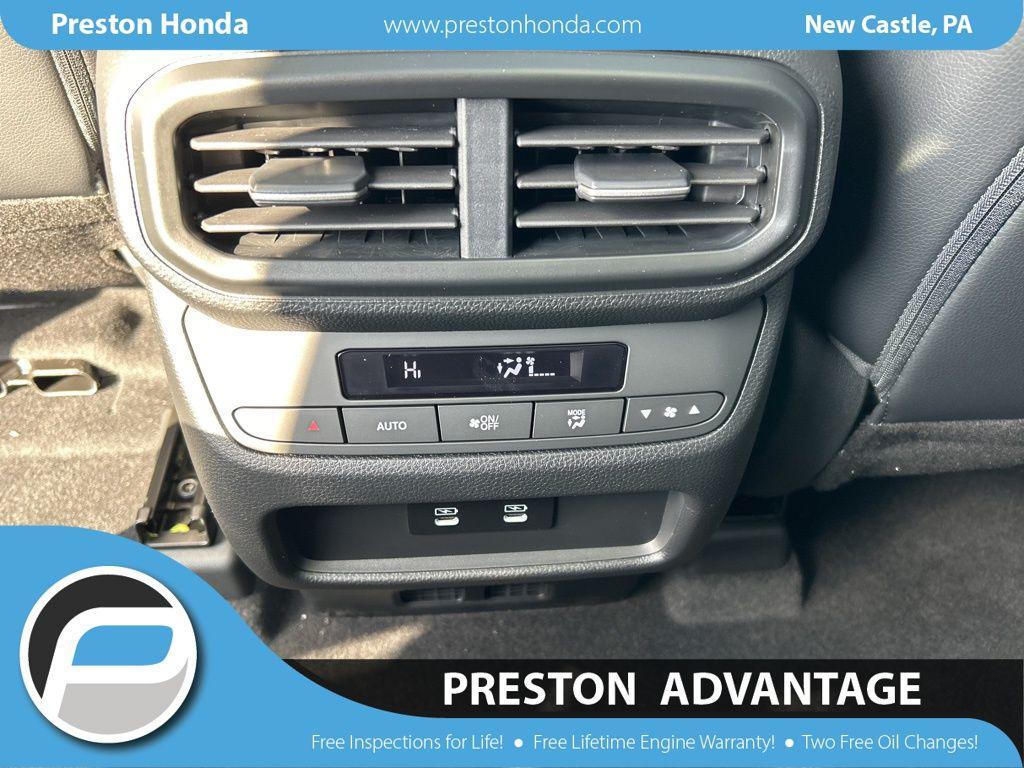 new 2026 Honda Pilot car, priced at $54,245
